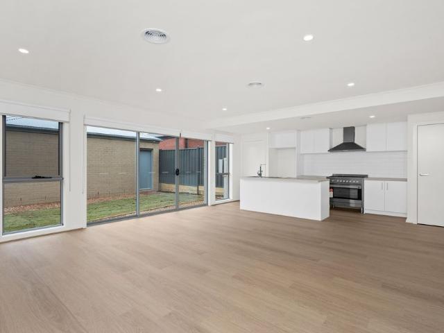 243 Dwyer Street, Kalkallo VIC 3064