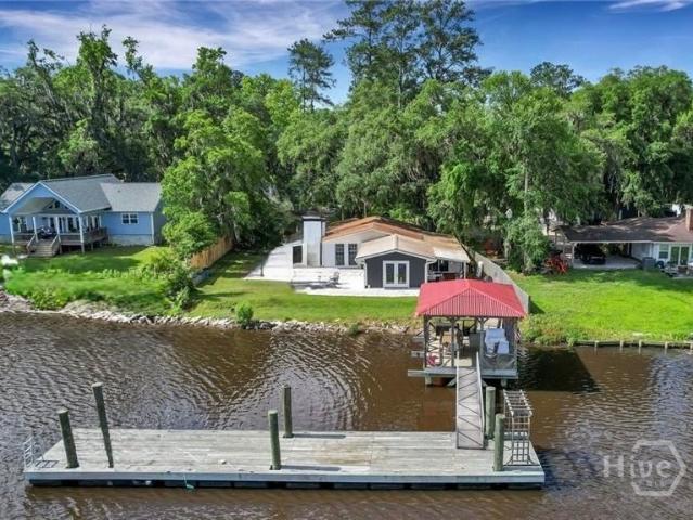 243 E 1st St, Midway, GA 31320 | MLS #SA347284