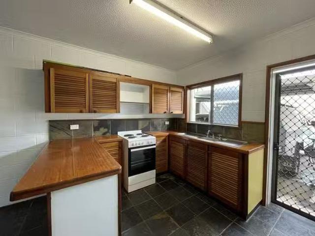 2/43 Mazlin Street, Edge Hill, QLD 4870