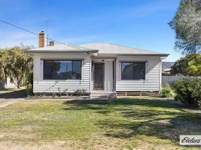243 Western Highway, Ararat, VIC 3377