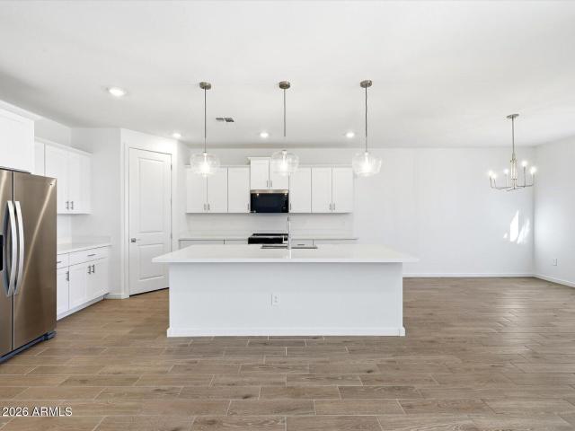 24451 W GWEN Street
