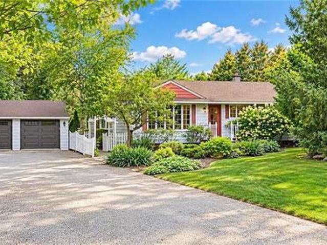 2445 Binbrook Road, Glanbrook, ON, L0R 1C0 house for sale | Listing ID 40864 | Royal LePage