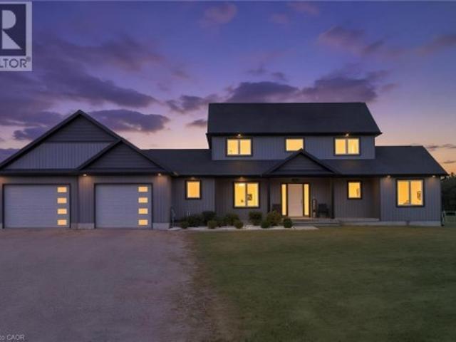 2445 East Quarter Line Road, Delhi, ON, N4B 2W4 house for sale | Listing ID 40861 | Royal LePage