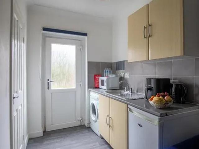 2447 Coventry Rd | Studio house for rent #165114626 | Rentberry