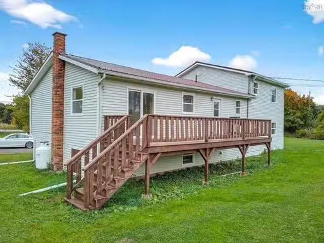 2447 Highway 376, Lyons Brook, NS, B0K 1H0 house for sale L.