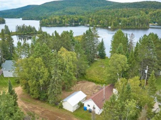 2440 A Route 125 N. Saint Donat, QC, J0T 2C0 house for sale | Listing ID 14721 | Royal LePage