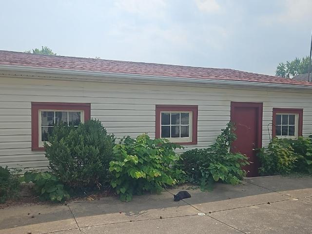 2440 Pleasant Avenue
