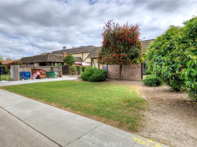 2440 S Sallee Court