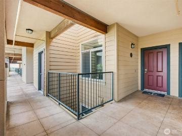 2440 S Steele Street # 307