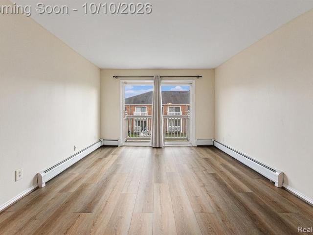 2440A Parmenter Blvd Apt 201