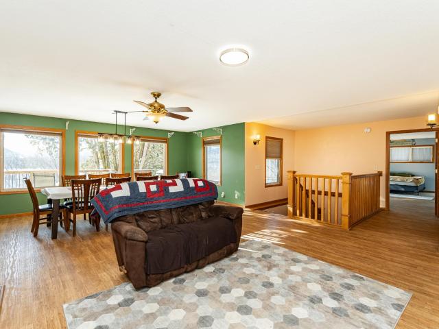 24413 Pickwick Loop Road