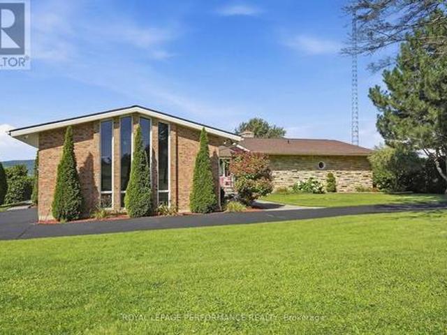 2442 Bay Road, Champlain, ON, K0B 1K0 Luxury House for sale | Listing ID X13787 | Royal LePage Carriage Trade Luxury Properties