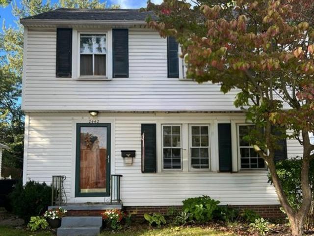 2442 Berdan Ave, Toledo, OH 43613