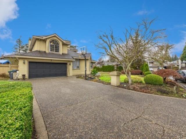 2443 Street, Surrey, BC, V4P 1N9 house for sale | Listing ID R3171 | Royal LePage