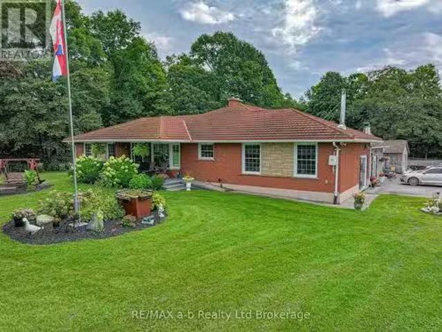 244 11Th Concession Road, Norfolk, ON, N0E 1G0 farm for sale.