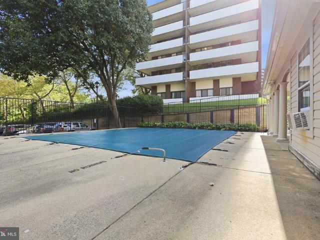 244 S Reynolds Street # 301