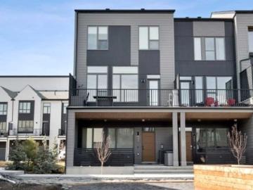 Shaganappi, Calgary, Alberta - Patio, Garden