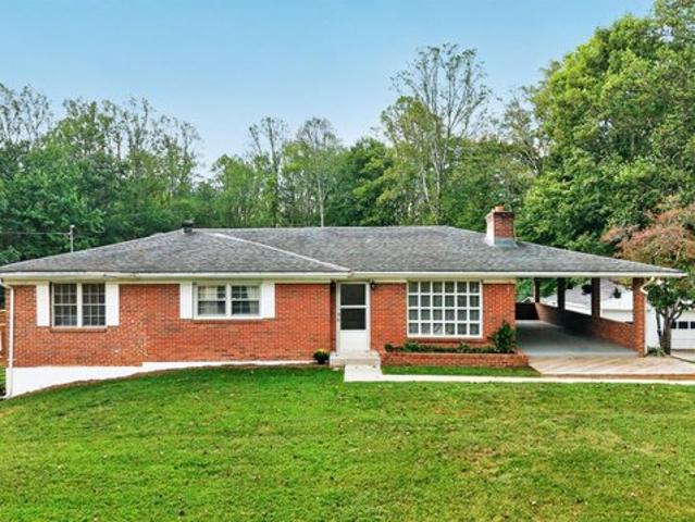 244 Riverview Rd, Madison Heights, VA 24572