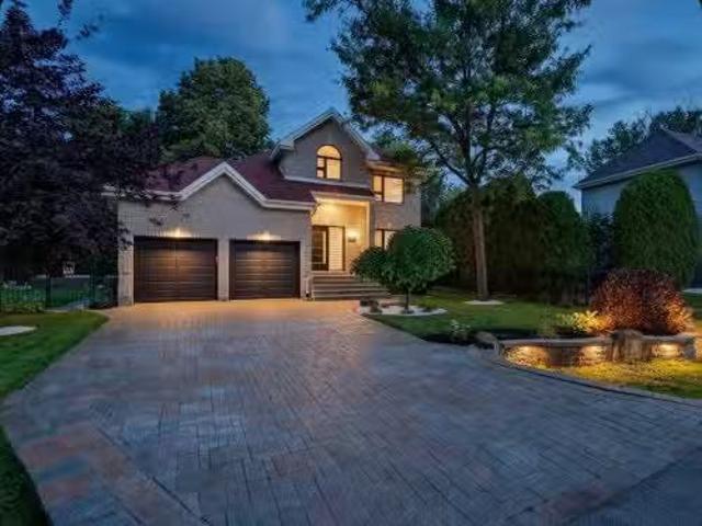 244 Rue Du Vieux Moulin, Rosemère, QC, J7A 4W2 house for sal.