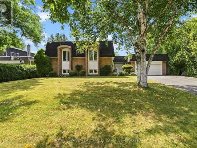 244 Willowridge Court, Oakville, ON, L6L 5J2 house for sale | Listing ID W13721 | Royal LePage