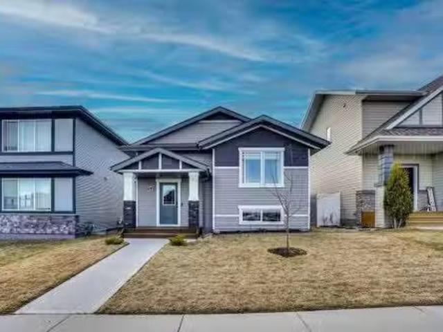244 Thomlison Avenue, Red Deer, AB, T4P 3E6 house for sale.