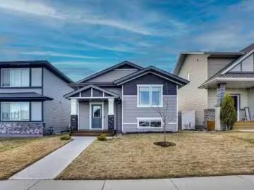 Red Deer, Alberta - Garden, Fireplace, Parking