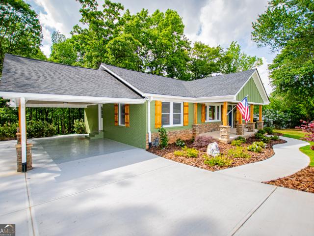 2454 Hilltop Drive
