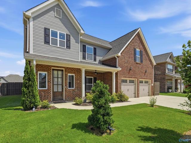 24559 Beacon Circle