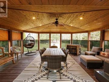 24565 Pioneer Line, West Elgin West Lorne, ON, N0L 2P0 house for sale | Listing ID X13145 | Royal LePage