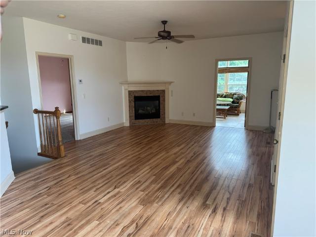 2457 Barrington Way 317