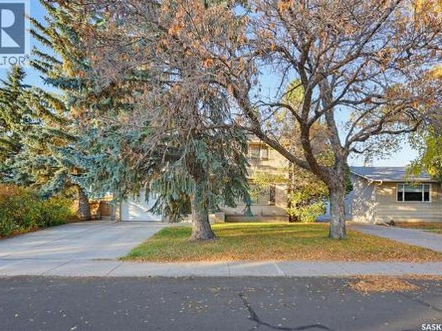 2457 Eastview, Saskatoon, SK, S7J 3E8 house for sale | Listing ID SK051051 | Royal LePage