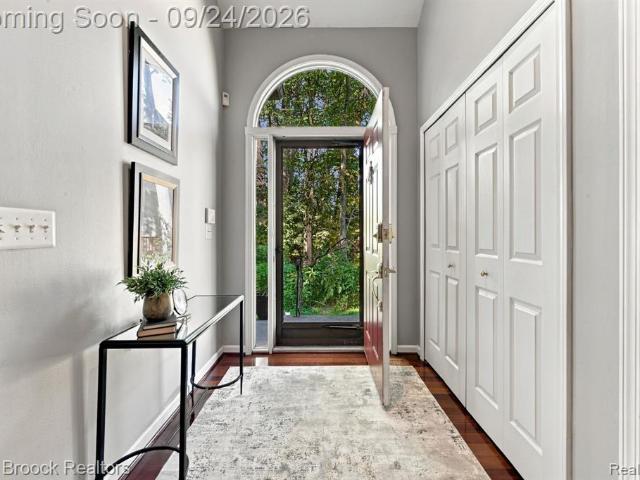 24585 Edgewood Drive
