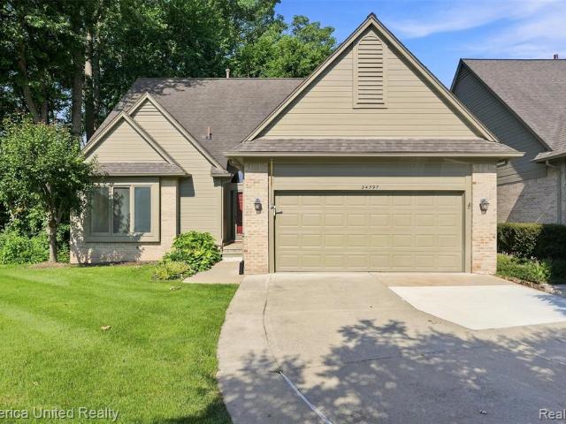 24597 Edgewood Drive