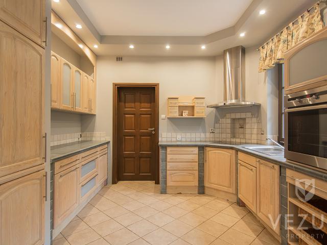 2459 Komorów dom 240 mkw, 4 pokoje | Vezun Property – PRIVATE REAL ESTATE ADVISOR