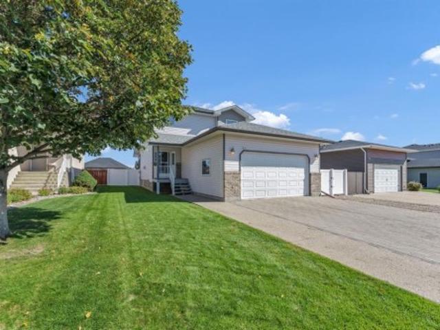 2459 7 Avenue Ne, Medicine Hat, AB, T1C 1Y5 house for sale | Listing ID A2347 | Royal LePage