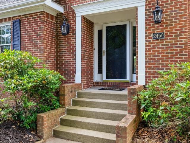 2450 Dogwood Drive