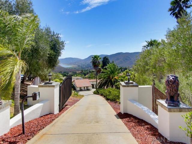 2450 Vista Lago Ter