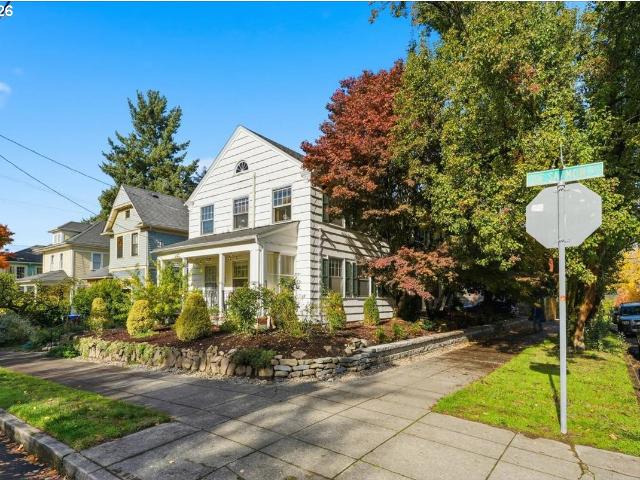 2451 SE Salmon St, Portland, OR 97214 | MLS #171617