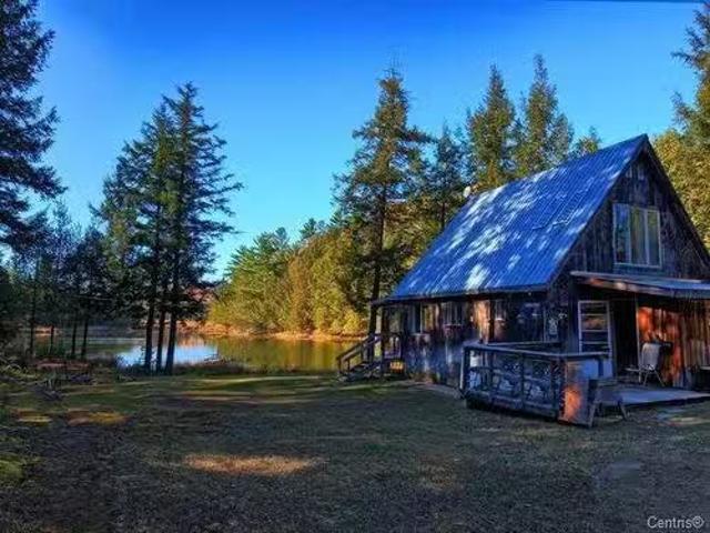 2451Z Ch. Cain, Pontiac, QC, J0X 2V0 house for sale Listing.