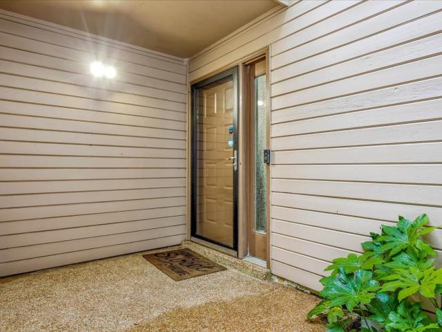 245 aviva dr