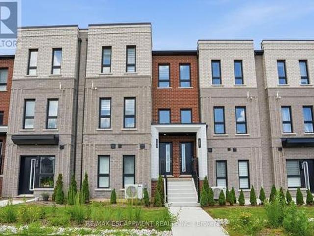 245 Burke Street, Hamilton, ON, L8B 2A9 townhouse for sale | Listing ID X13689 | Royal LePage