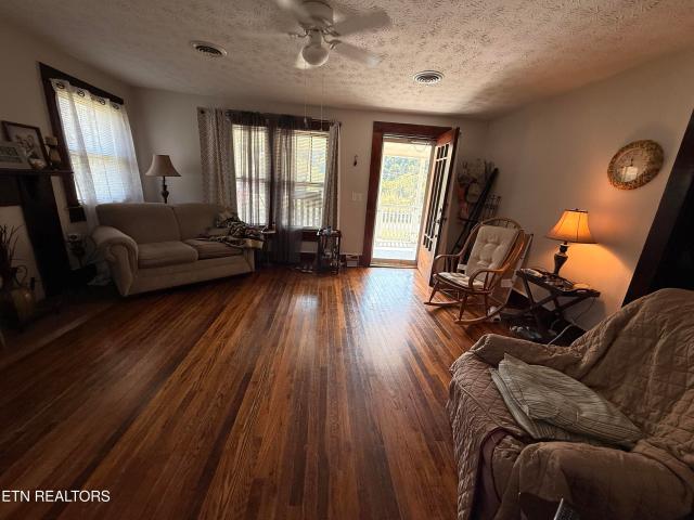 245 Kelly Rd