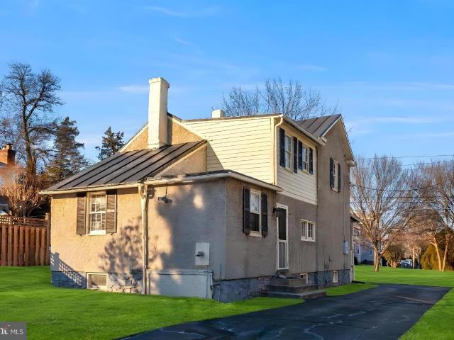 245 W Market St, Leesburg, VA 20176 | MLS #VALO2118