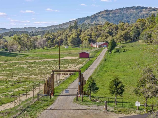 2464 Wynola Rd, Julian, CA 92036 | MLS #260002