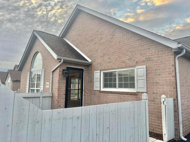 2465 Meadow Glade Drive # 26