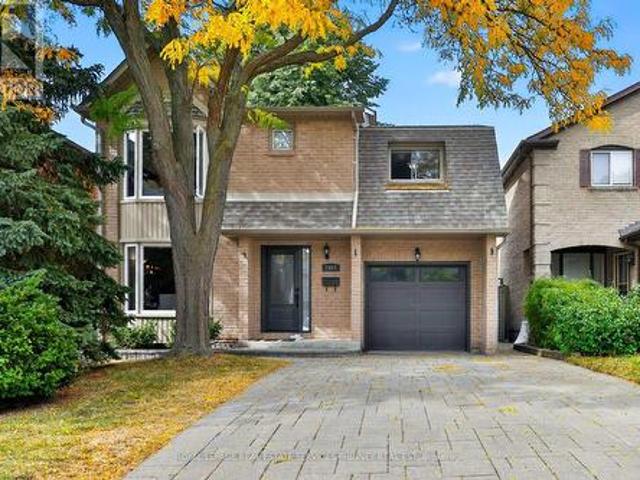 2467 Grindstone Court, Mississauga, ON, L5L 3K8 house for sale | Listing ID W13850 | Royal LePage