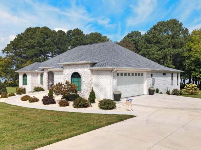 2460 Wild Pear Trail