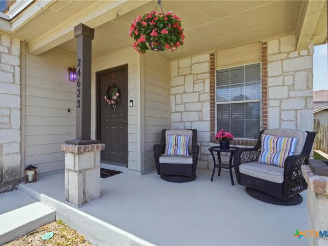 24623 Hickory Meadow