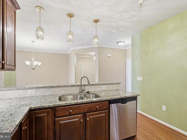 24637 Woolly Mammoth Ter, Unit 205, Aldie, VA 20105 | MLS #VALO2114