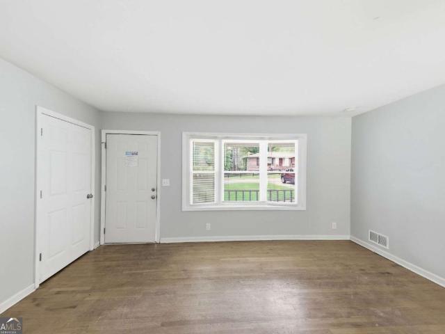 2463 Montezuma Circle